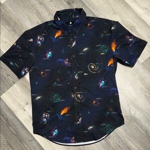 RSVLTS x Smithsonian button shirt